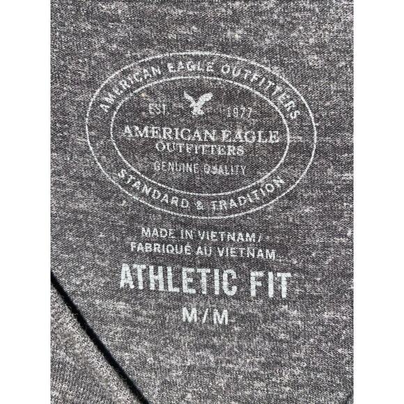 American Eagle gray with black spell out short sleeve T-shirt, men’s size medium - Picture 3 of 3